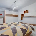 Apartment Cosy Steps To St George's Bay Saint Julian's
