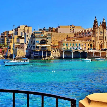 Cosy Steps To St George's Bay Apartament *