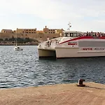 아파트 Cosy Steps To St George's Bay