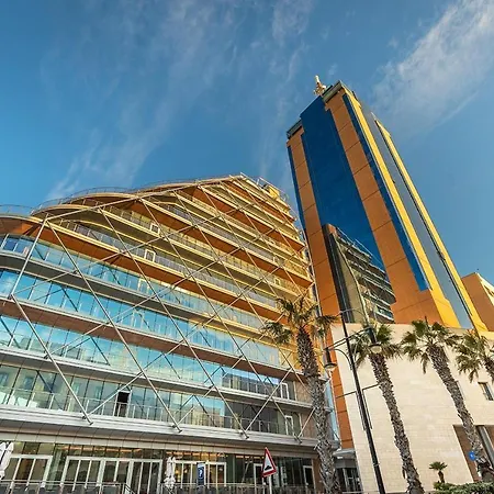 アパート Cosy Steps To St George's Bay Saint Julian's