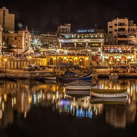 Cosy Steps To St George's Bay * سانت جوليان