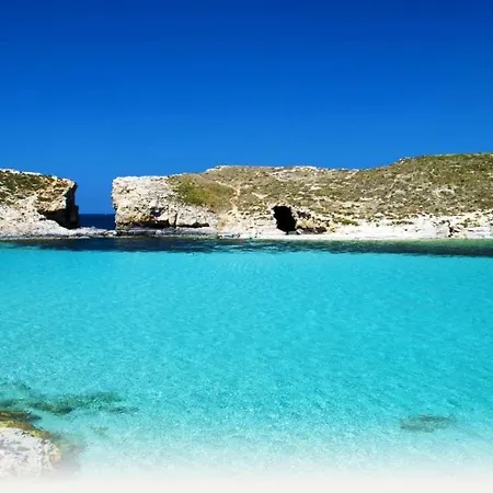 Apartamento Cosy Steps To St George's Bay St. Julian's